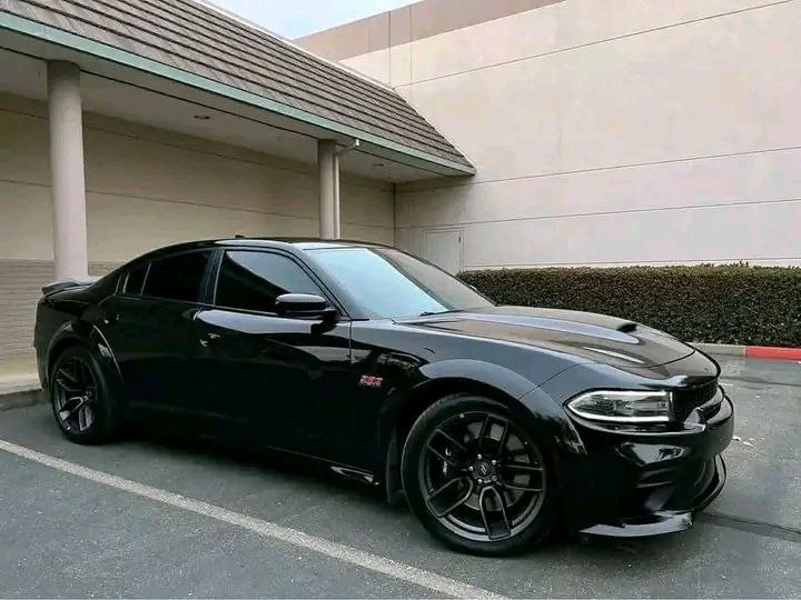 Dodge Charger Hellcat